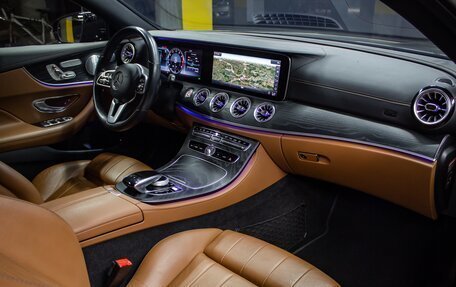 Mercedes-Benz E-Класс, 2019 год, 4 299 000 рублей, 34 фотография