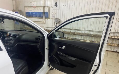 KIA Rio III рестайлинг, 2014 год, 890 000 рублей, 11 фотография
