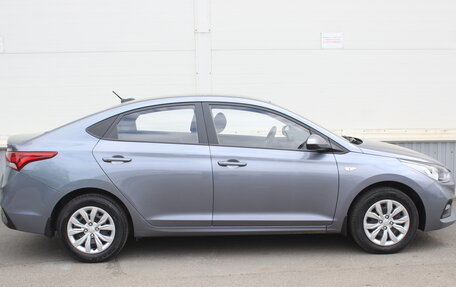 Hyundai Solaris II рестайлинг, 2017 год, 1 199 000 рублей, 8 фотография