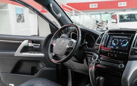 Toyota Land Cruiser 200, 2014 год, 3 549 000 рублей, 9 фотография