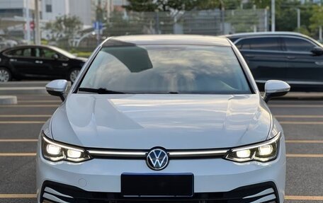 Volkswagen Golf VIII, 2021 год, 1 451 000 рублей, 2 фотография