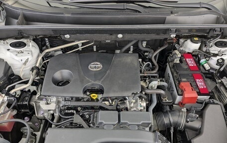 Toyota RAV4, 2022 год, 3 780 000 рублей, 9 фотография