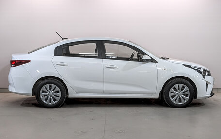 KIA Rio IV, 2021 год, 1 695 000 рублей, 4 фотография