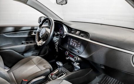 KIA Rio IV, 2021 год, 1 695 000 рублей, 11 фотография