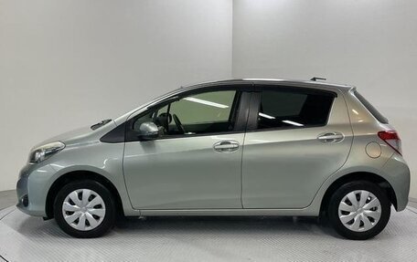 Toyota Vitz, 2013 год, 577 000 рублей, 4 фотография