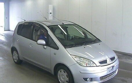 Mitsubishi Colt VI рестайлинг, 2004 год, 410 000 рублей, 1 фотография