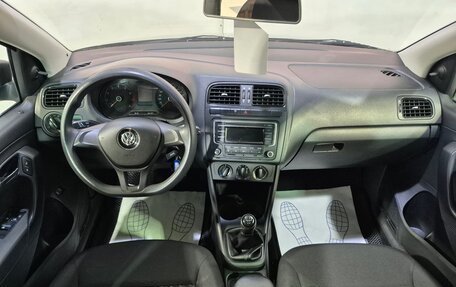 Volkswagen Polo VI (EU Market), 2016 год, 1 056 000 рублей, 9 фотография