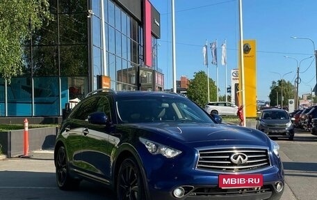 Infiniti FX II, 2012 год, 1 730 000 рублей, 1 фотография