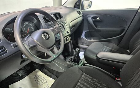 Volkswagen Polo VI (EU Market), 2016 год, 1 056 000 рублей, 11 фотография