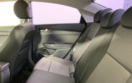 Hyundai Solaris II рестайлинг, 2018 год, 1 267 000 рублей, 19 фотография