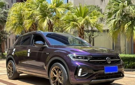 Volkswagen T-Roc I, 2022 год, 2 250 000 рублей, 3 фотография