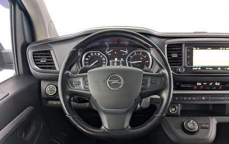 Opel Zafira Life I, 2021 год, 2 900 000 рублей, 22 фотография