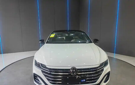 Volkswagen Passat CC, 2025 год, 3 740 000 рублей, 2 фотография