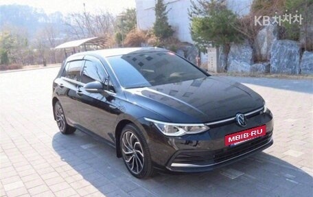 Volkswagen Golf VIII, 2023 год, 3 500 000 рублей, 2 фотография