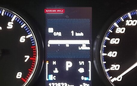 Mitsubishi Outlander III рестайлинг 3, 2018 год, 1 876 000 рублей, 14 фотография