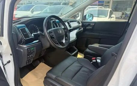 Honda Elysion, 2021 год, 2 940 000 рублей, 9 фотография