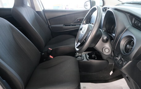 Toyota Vitz, 2019 год, 1 199 000 рублей, 8 фотография