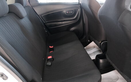 Toyota Vitz, 2019 год, 1 199 000 рублей, 20 фотография