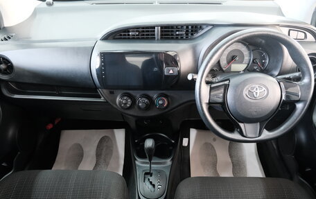 Toyota Vitz, 2019 год, 1 199 000 рублей, 14 фотография