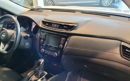 Nissan Rogue II, 2018 год, 2 150 000 рублей, 17 фотография