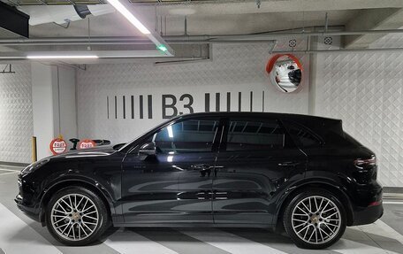Porsche Cayenne III, 2022 год, 7 990 000 рублей, 3 фотография
