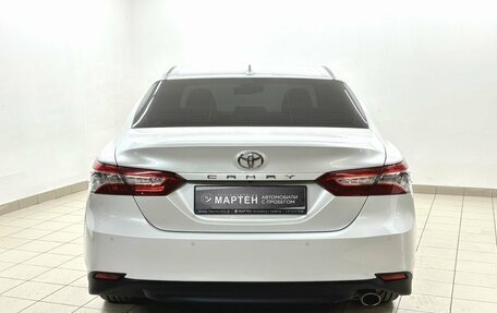 Toyota Camry, 2022 год, 3 699 000 рублей, 5 фотография