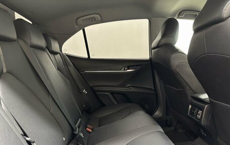 Toyota Camry, 2022 год, 3 699 000 рублей, 13 фотография