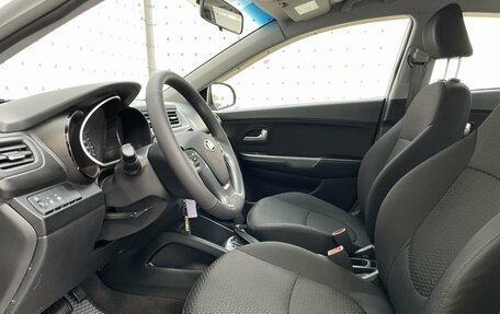 KIA Rio III рестайлинг, 2017 год, 990 000 рублей, 11 фотография