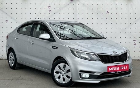 KIA Rio III рестайлинг, 2017 год, 990 000 рублей, 2 фотография