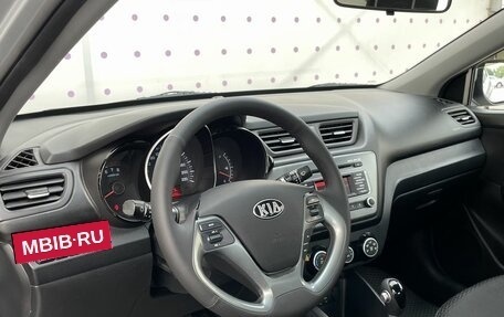 KIA Rio III рестайлинг, 2017 год, 990 000 рублей, 15 фотография