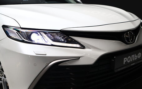 Toyota Camry, 2021 год, 2 945 000 рублей, 8 фотография