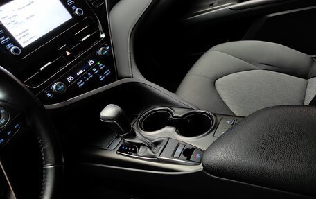 Toyota Camry, 2021 год, 2 945 000 рублей, 29 фотография