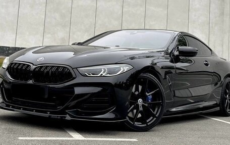 BMW 8 серия, 2021 год, 7 050 000 рублей, 2 фотография