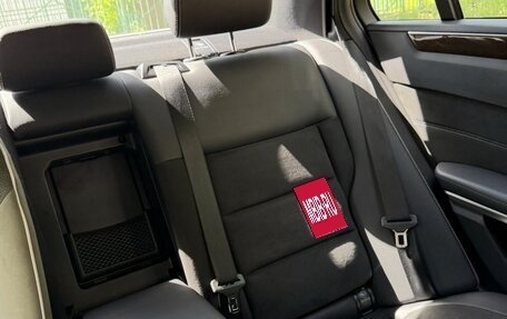 Mercedes-Benz E-Класс, 2015 год, 2 500 000 рублей, 13 фотография