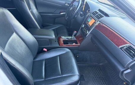 Toyota Camry, 2012 год, 2 250 000 рублей, 10 фотография