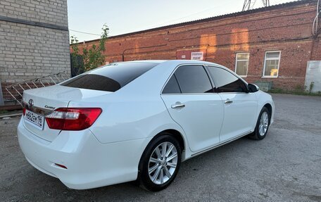 Toyota Camry, 2012 год, 2 250 000 рублей, 8 фотография