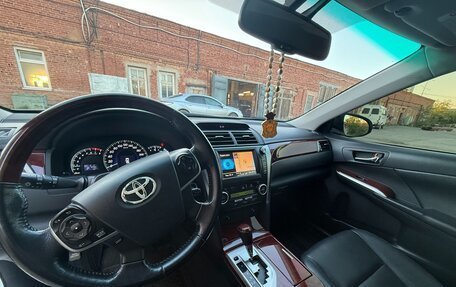 Toyota Camry, 2012 год, 2 250 000 рублей, 16 фотография