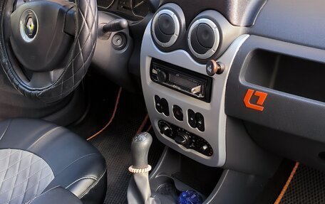 Renault Logan I, 2013 год, 450 000 рублей, 8 фотография