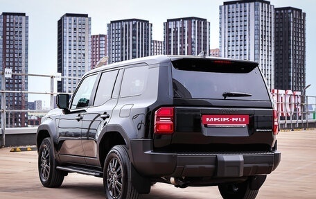 Toyota Land Cruiser Prado, 2024 год, 10 900 000 рублей, 6 фотография