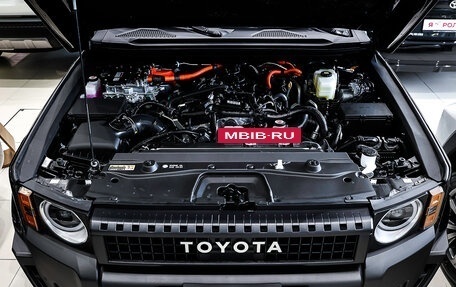 Toyota Land Cruiser Prado, 2024 год, 10 900 000 рублей, 10 фотография