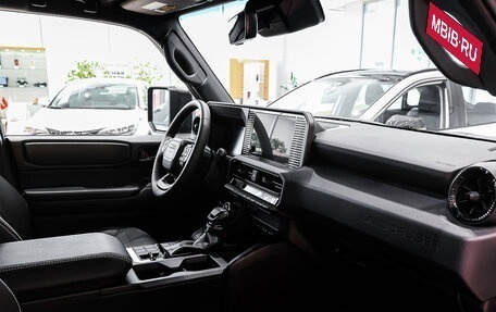 Toyota Land Cruiser Prado, 2024 год, 10 900 000 рублей, 16 фотография