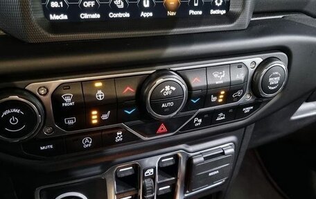 Jeep Wrangler, 2022 год, 3 850 000 рублей, 14 фотография