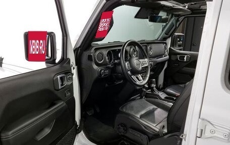 Jeep Wrangler, 2022 год, 3 850 000 рублей, 9 фотография