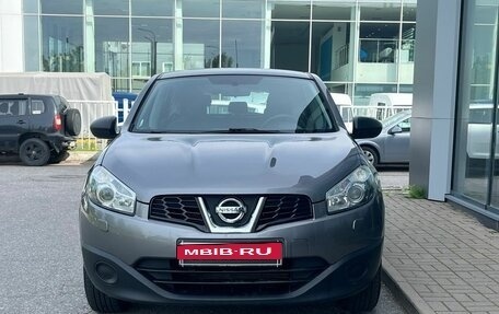 Nissan Qashqai, 2013 год, 999 000 рублей, 2 фотография