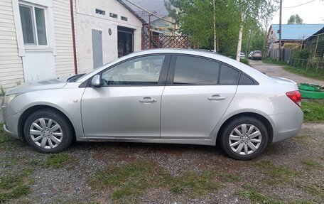 Chevrolet Cruze II, 2009 год, 500 000 рублей, 6 фотография