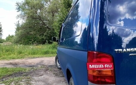 Volkswagen Transporter T5 рестайлинг, 2007 год, 1 230 000 рублей, 2 фотография