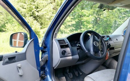 Volkswagen Transporter T5 рестайлинг, 2007 год, 1 230 000 рублей, 18 фотография