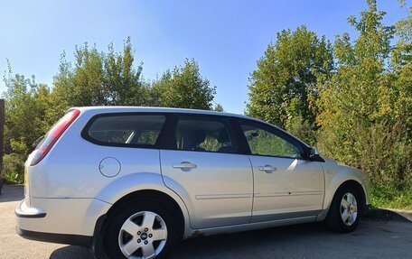 Ford Focus II рестайлинг, 2005 год, 300 000 рублей, 2 фотография
