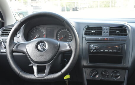 Volkswagen Polo VI (EU Market), 2018 год, 700 000 рублей, 12 фотография