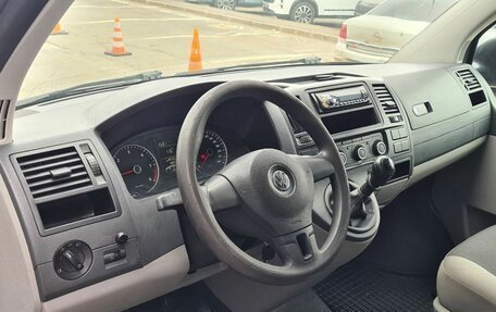Volkswagen Transporter T5 рестайлинг, 2014 год, 1 298 000 рублей, 9 фотография
